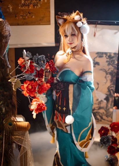 美女校花张开腿让我电影