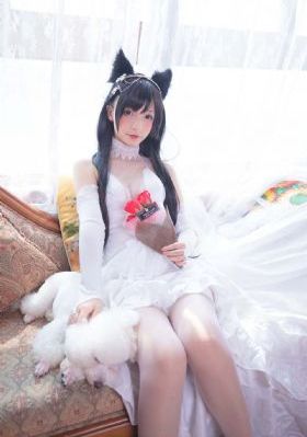 强j2:制服y惑